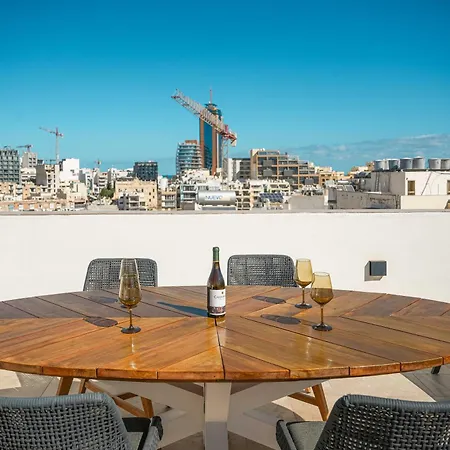 The Bear And Ween Hotel San Ġiljan