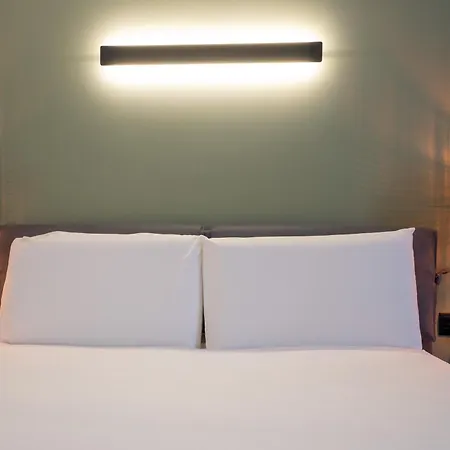 The Bear And Ween Hotel San Ġiljan