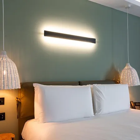 Отель The Bear And Ween Сент Джулианс