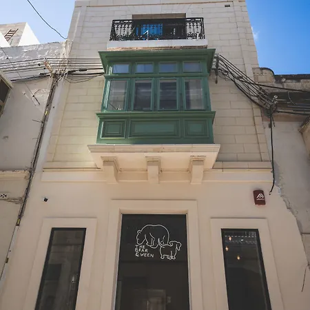 The Bear And Ween Сент Джулианс