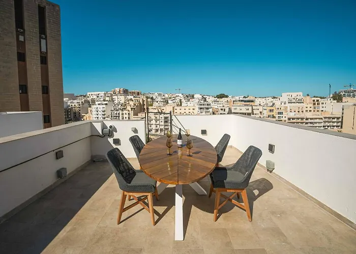 The Bear And Ween St. Julian's