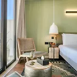 The Bear And Ween Hotel
