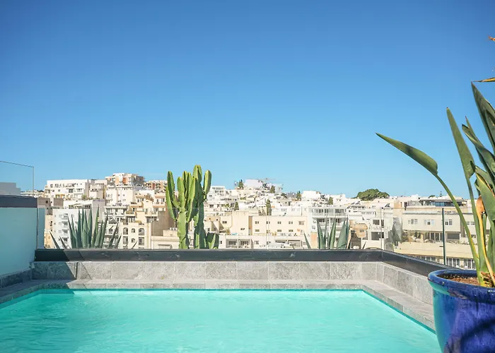 The Bear And Ween Отель