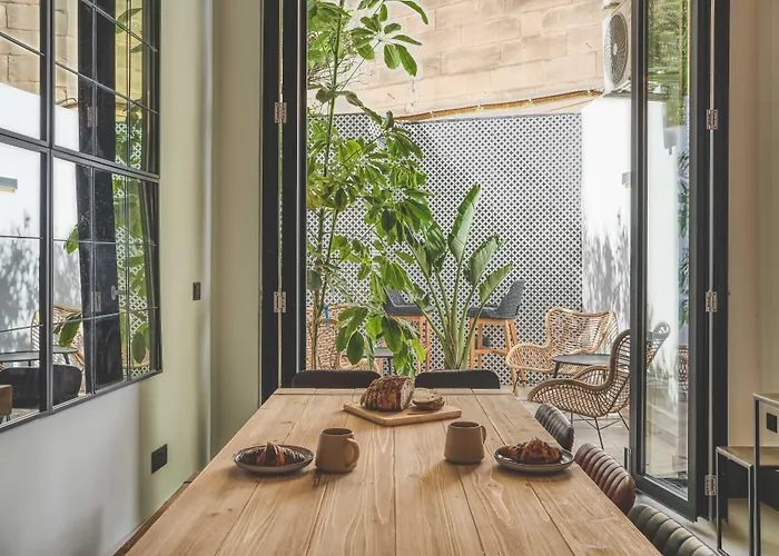 The Bear And Ween Отель *