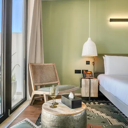 The Bear And Ween Hotel